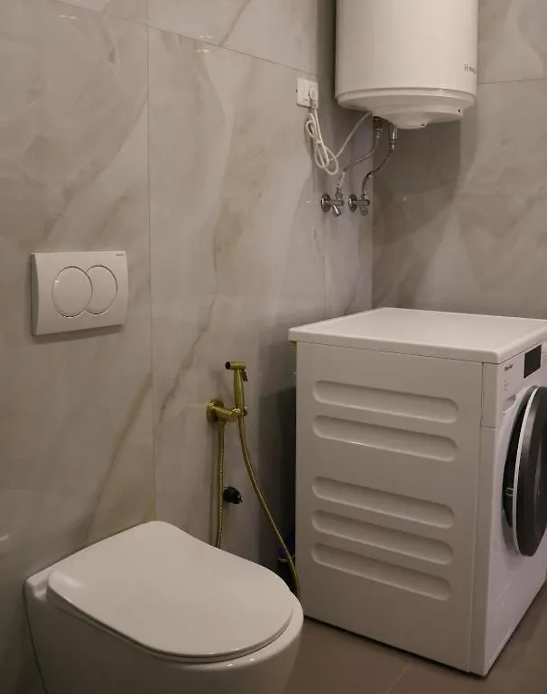 Central Retreat Chic In The Heart Of Tirana 0*,